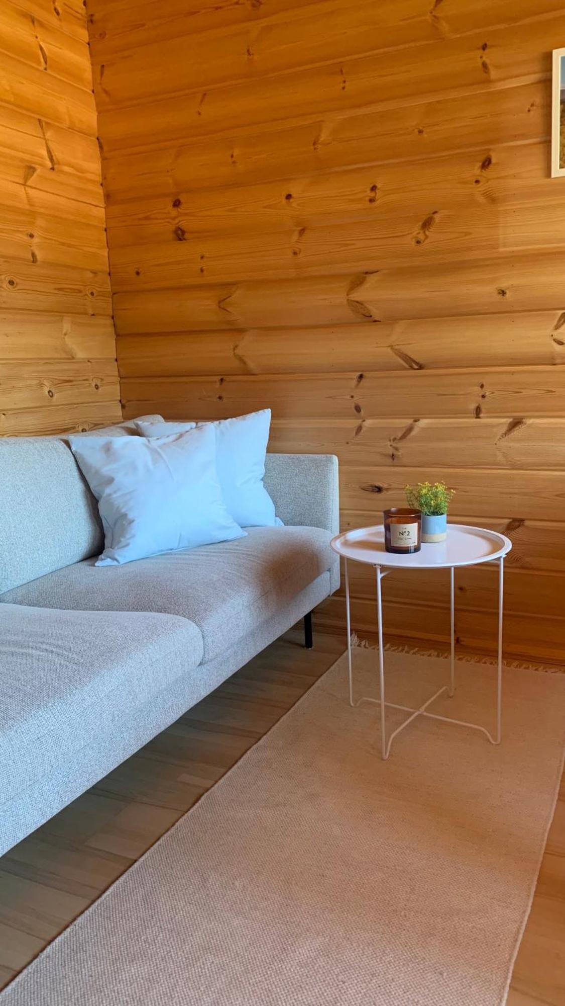Yllaestoelli 2 D, Aekaeslompolo Apartment Колари Екстериор снимка